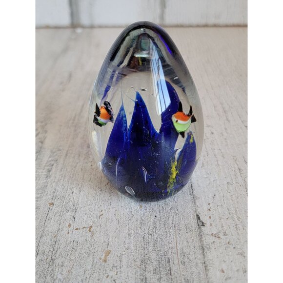 Vintage art fish egg shaped paper weight unique home decor coral - Picture 6 of 7